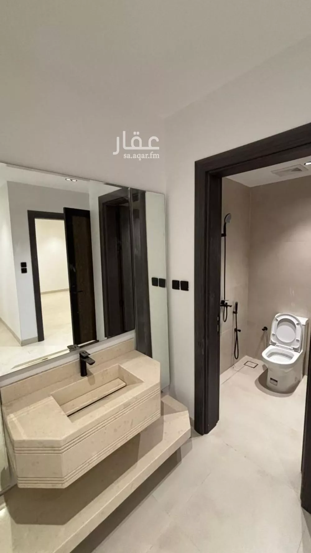 دور 5 غرف في نبلاء 15