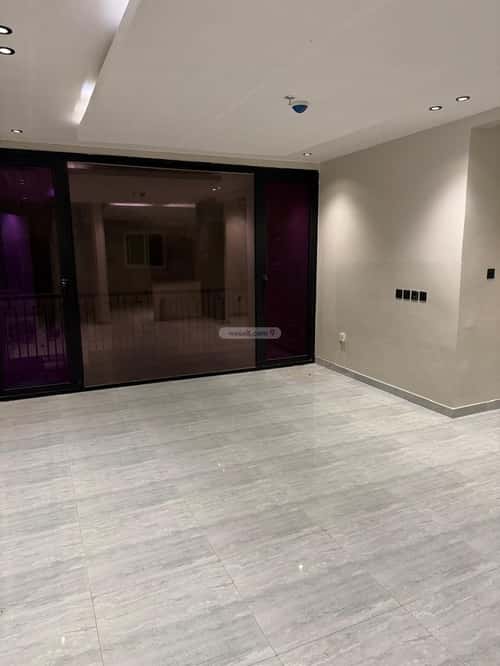 5 bedroom apartment in Al Hamra, Eastern Province 11