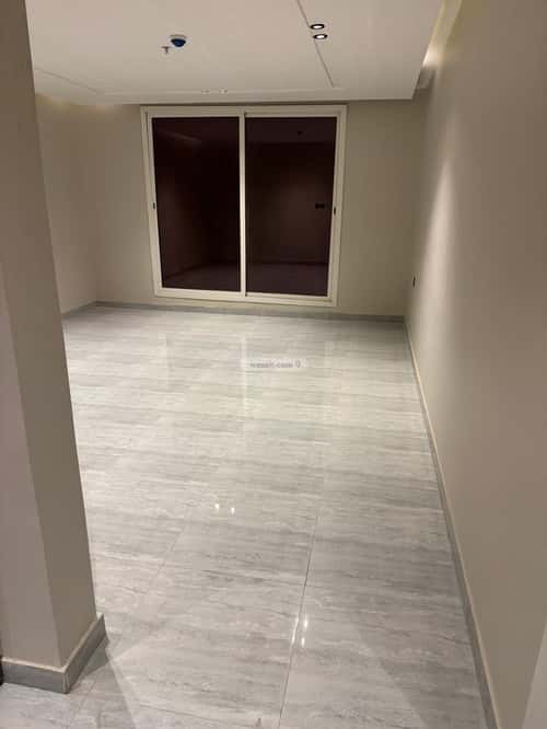 5 bedroom apartment in Al Hamra, Eastern Province 10