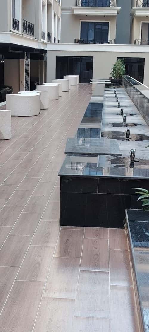 4 bedroom apartment in Al Hizam Al Thahabi, Eastern Province 3