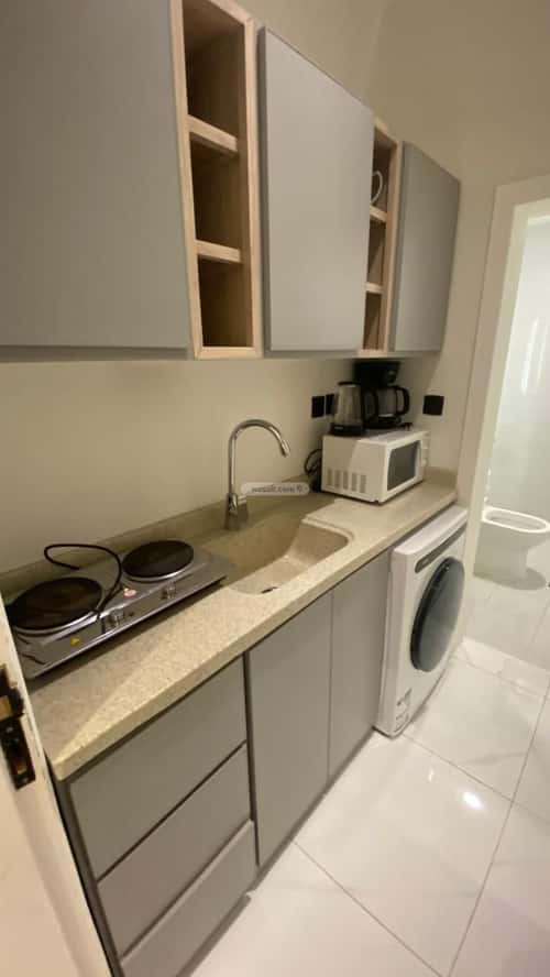 1 bedroom apartment in Al Hamra 7