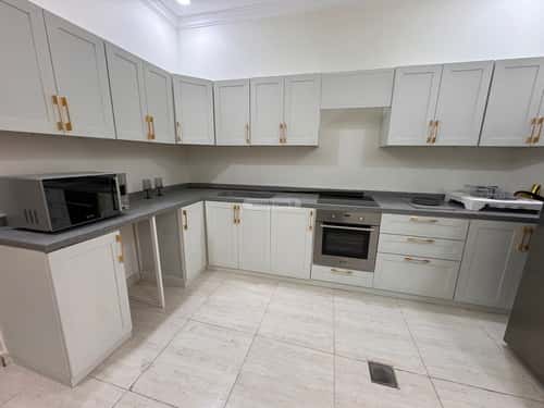 4 bedroom apartment in Al Hamra 6