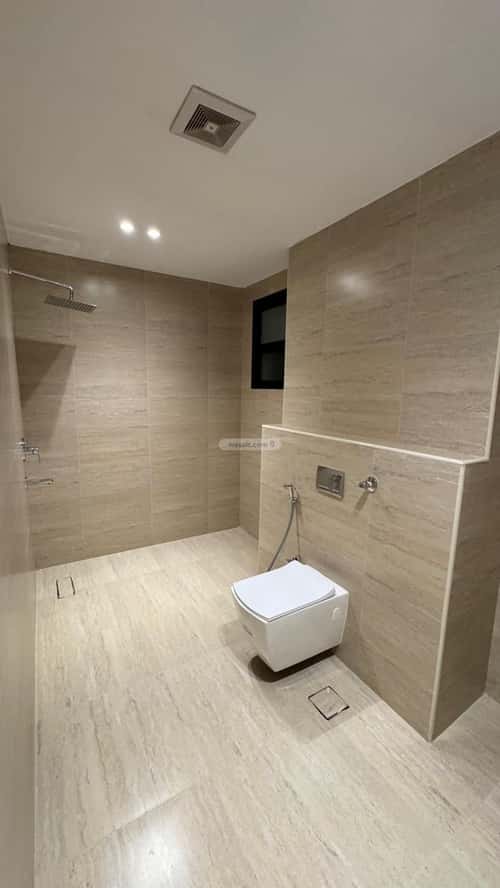 3 bedroom apartment in Al Hamra 4