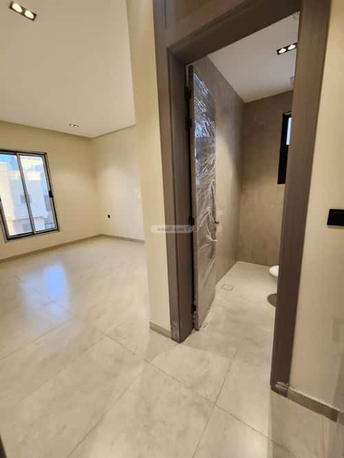 5 bedroom villa in Ar Rakah Al Janubiyah, Eastern Province 9