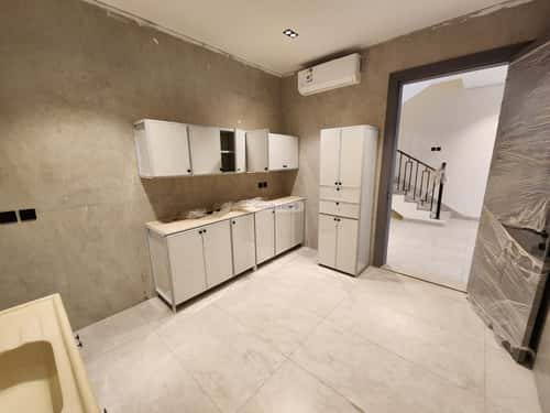 5 bedroom villa in Ar Rakah Al Janubiyah, Eastern Province 17