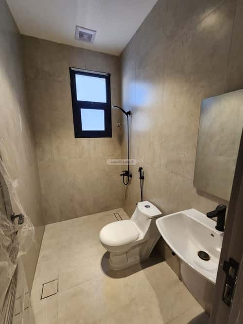 5 bedroom villa in Ar Rakah Al Janubiyah, Eastern Province 10