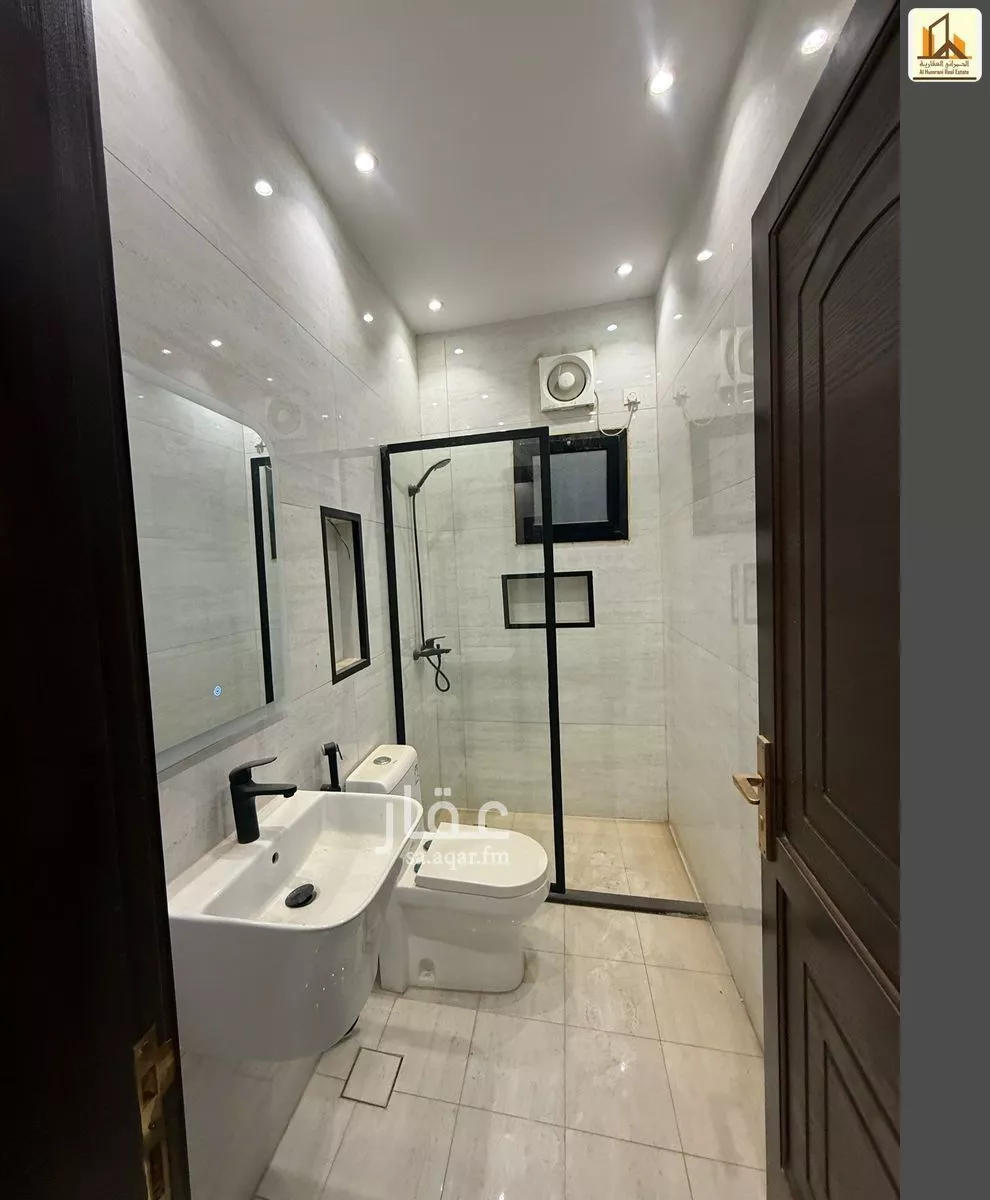 5 bedroom apartment in Al Safa 14