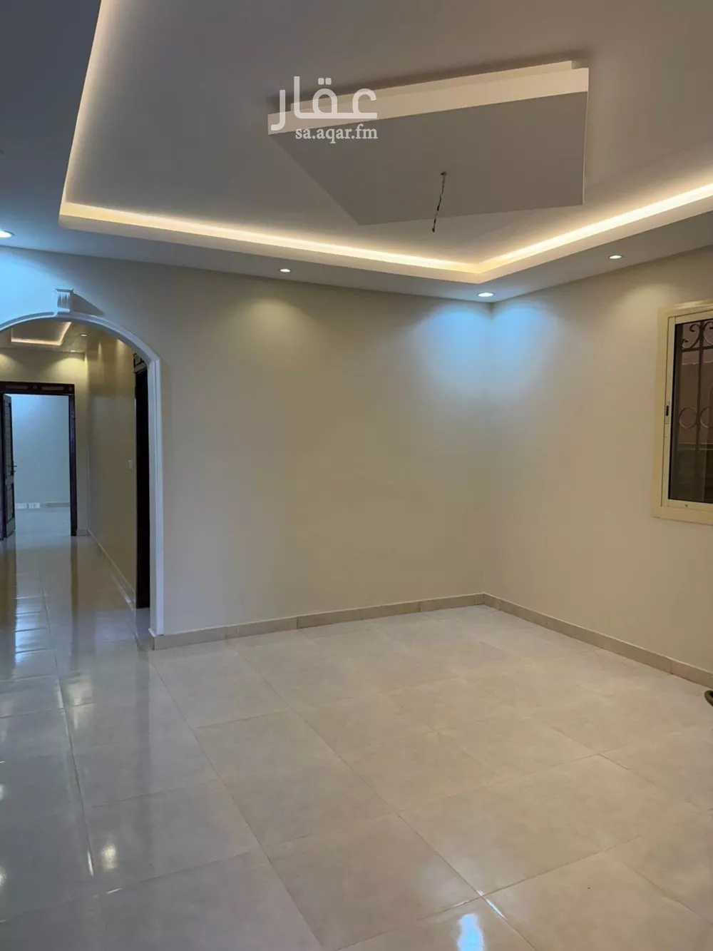 5 bedroom apartment in Al Falah 6