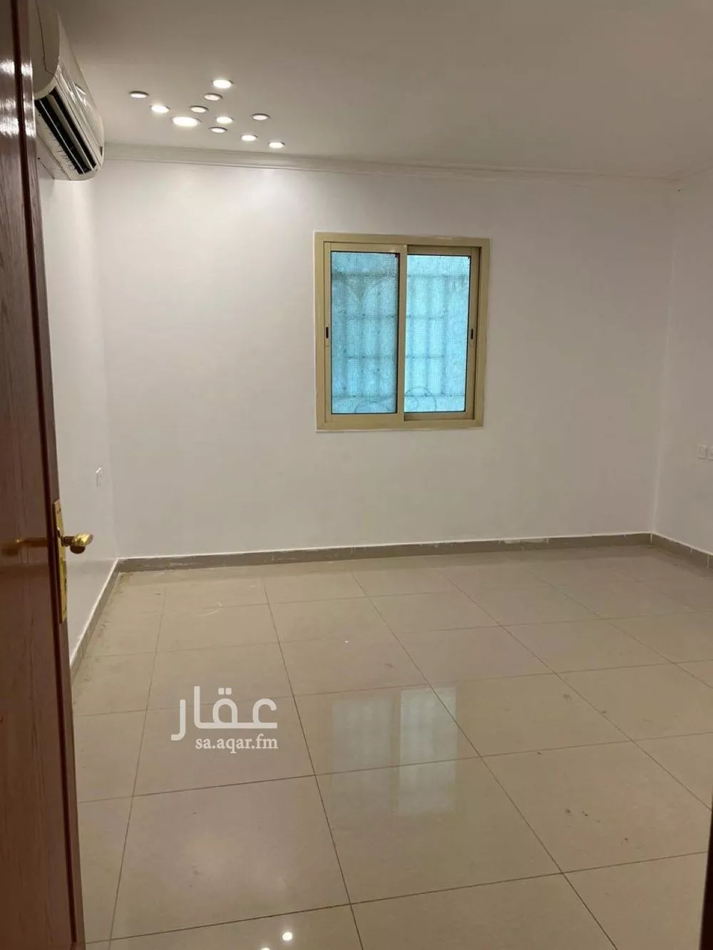 4 bedroom floor in Al Aqiq 2