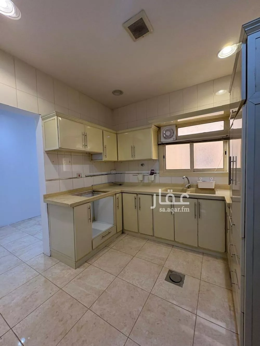 دور 4 غرف في الياسمين 14