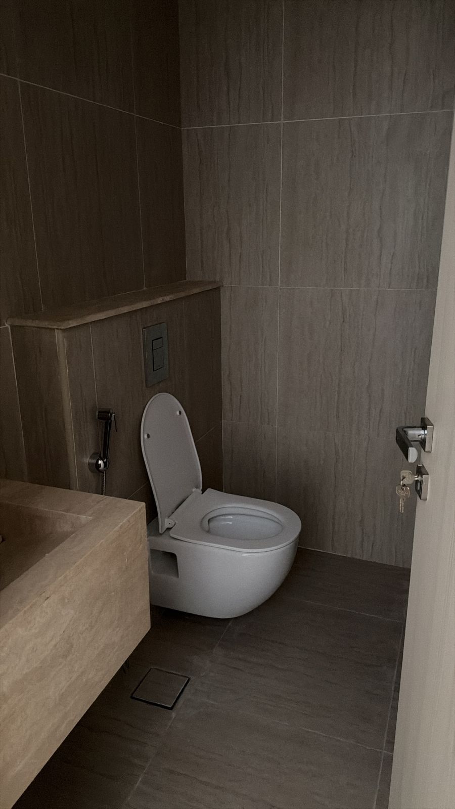 شقة 3 غرف في النرجس 11