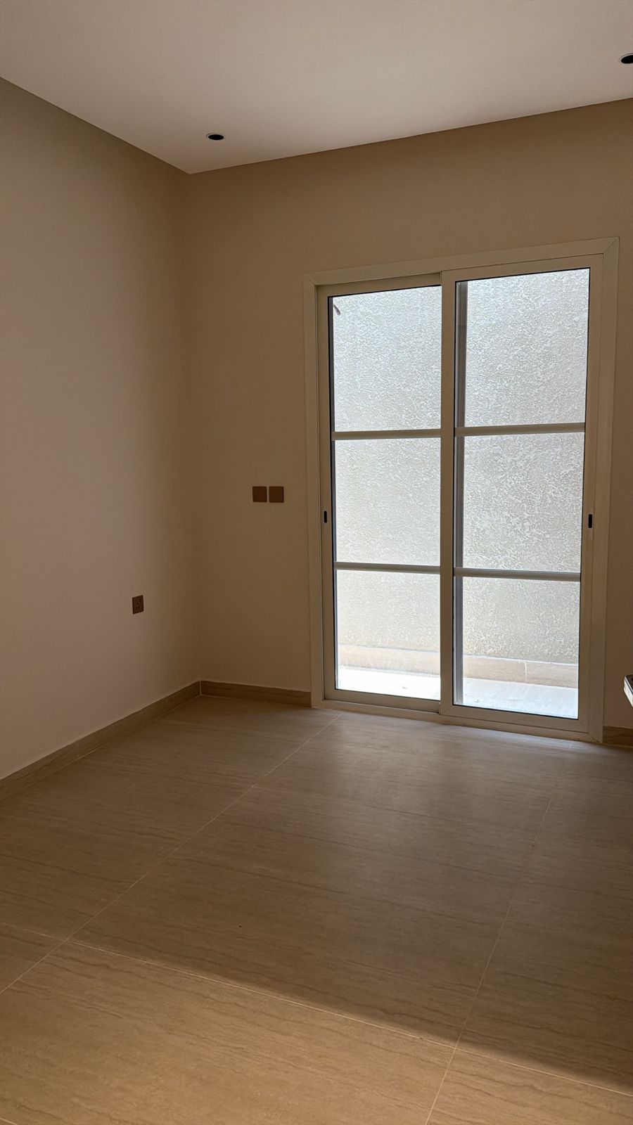 شقة 3 غرف في النرجس 7