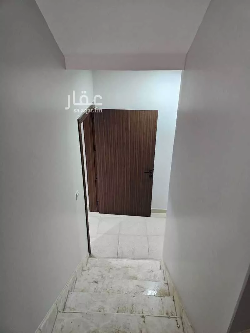 5 bedroom floor in Al Aridh 3