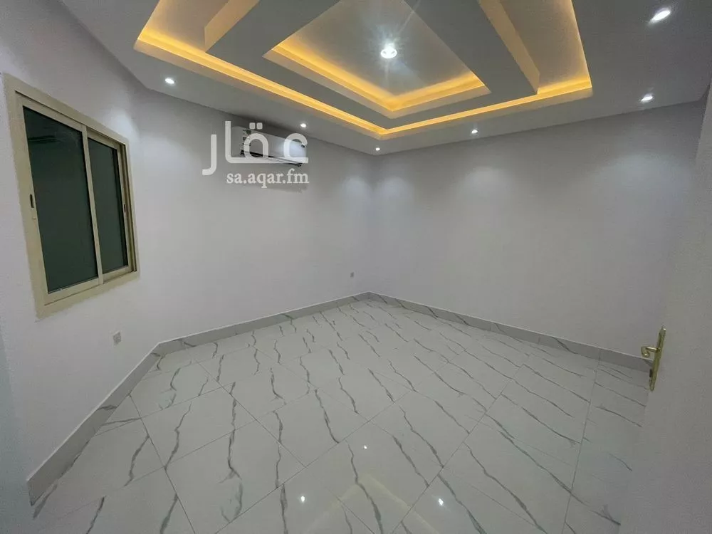 دور 3 غرف في العارض 7