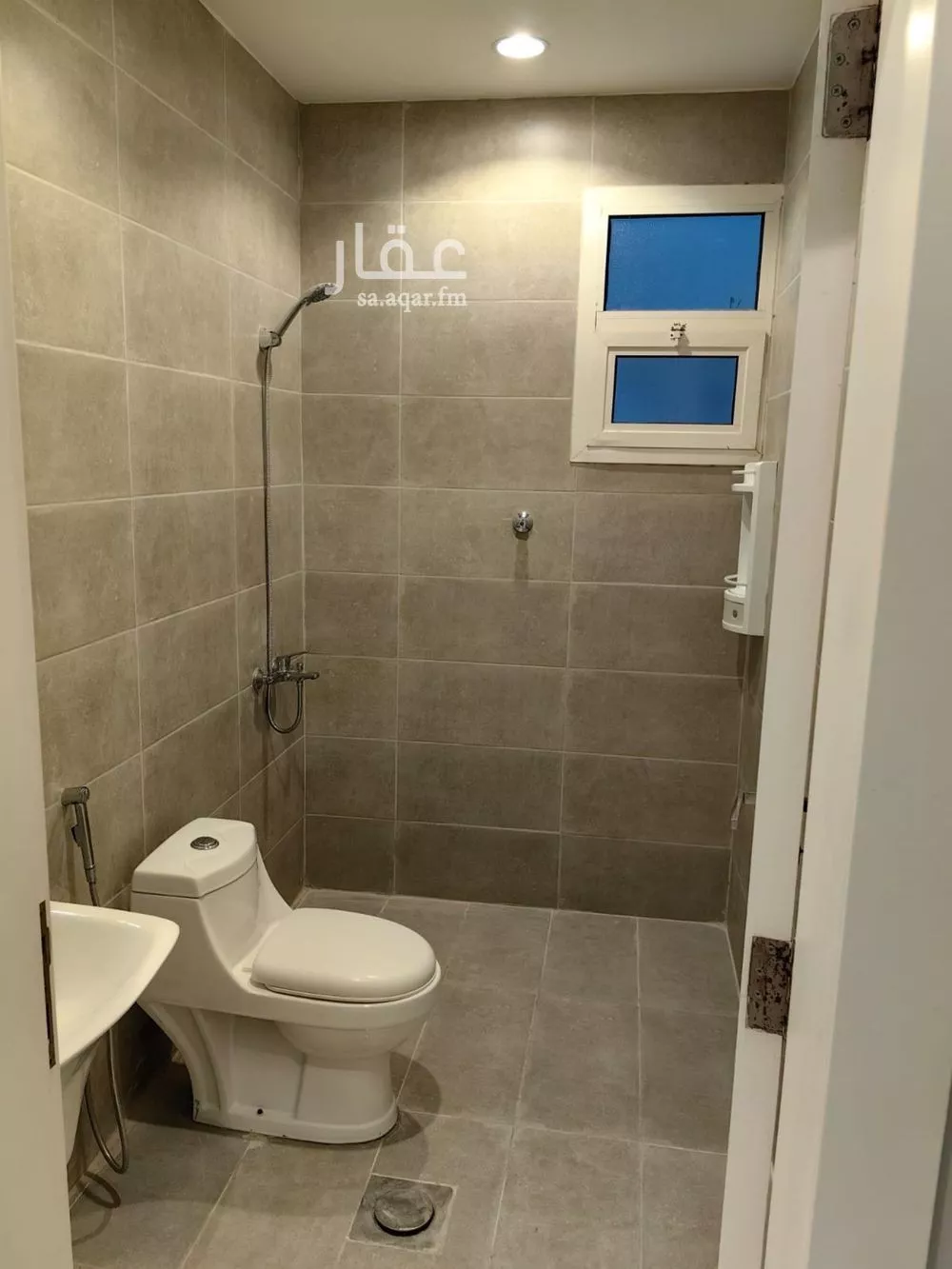 3 bedroom floor in Al Aridh 6