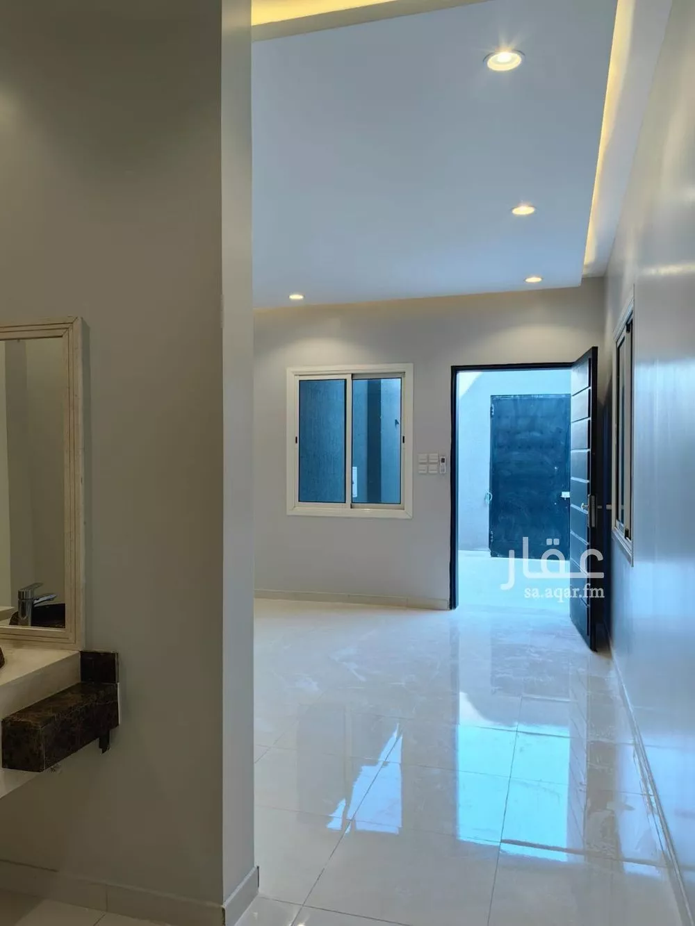 3 bedroom floor in Al Aridh 7