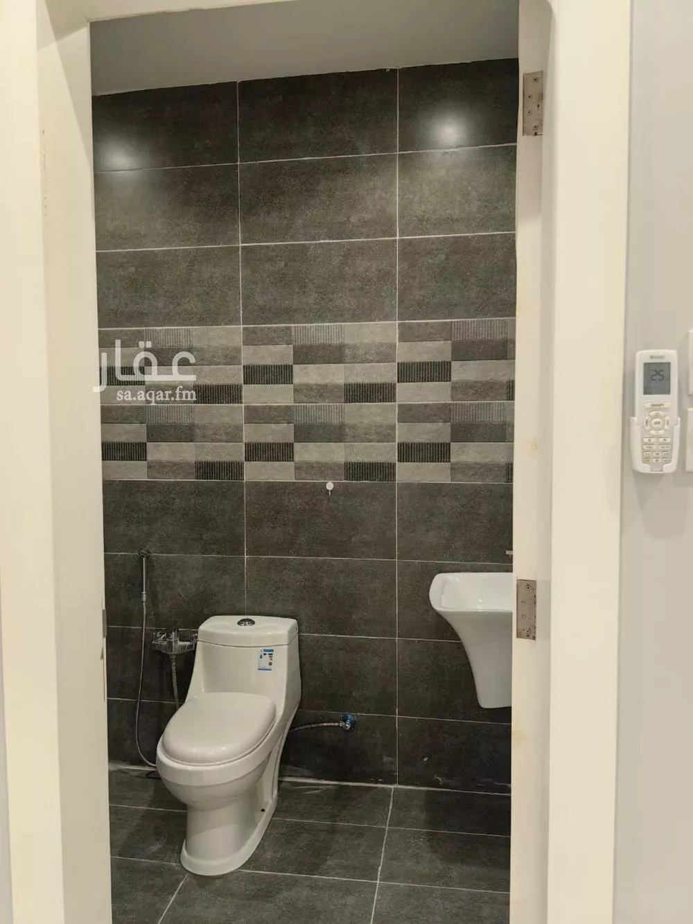 3 bedroom floor in Al Aridh 8