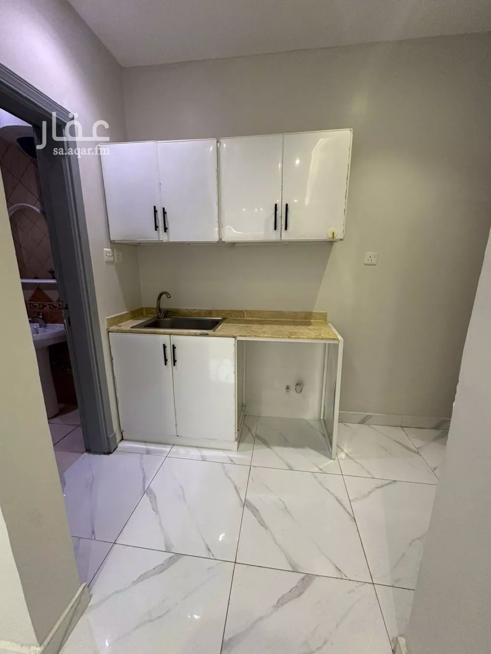 شقة 1 غرف في ظهرة لبن 2