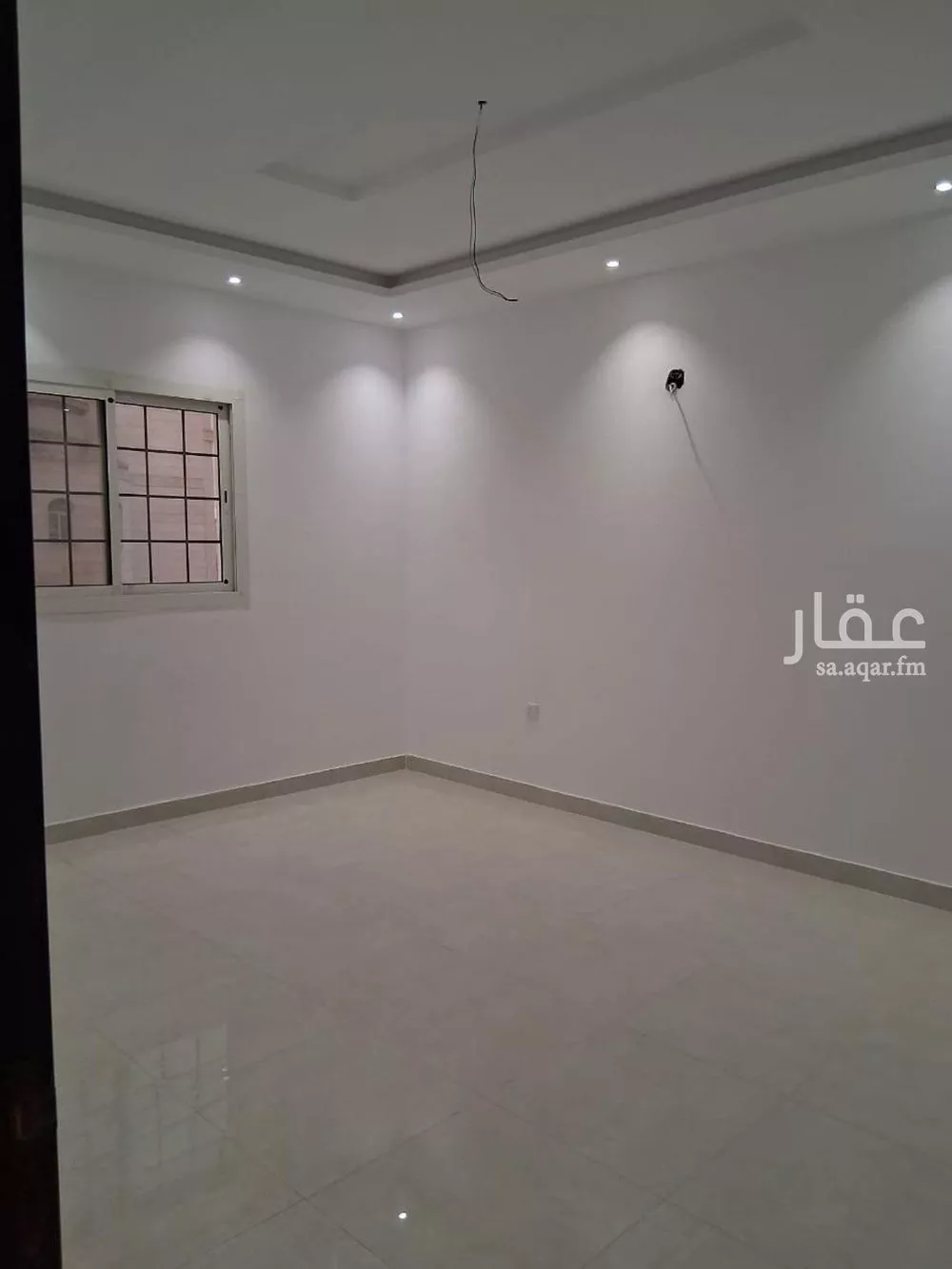 شقة 5 غرف في السامر 4