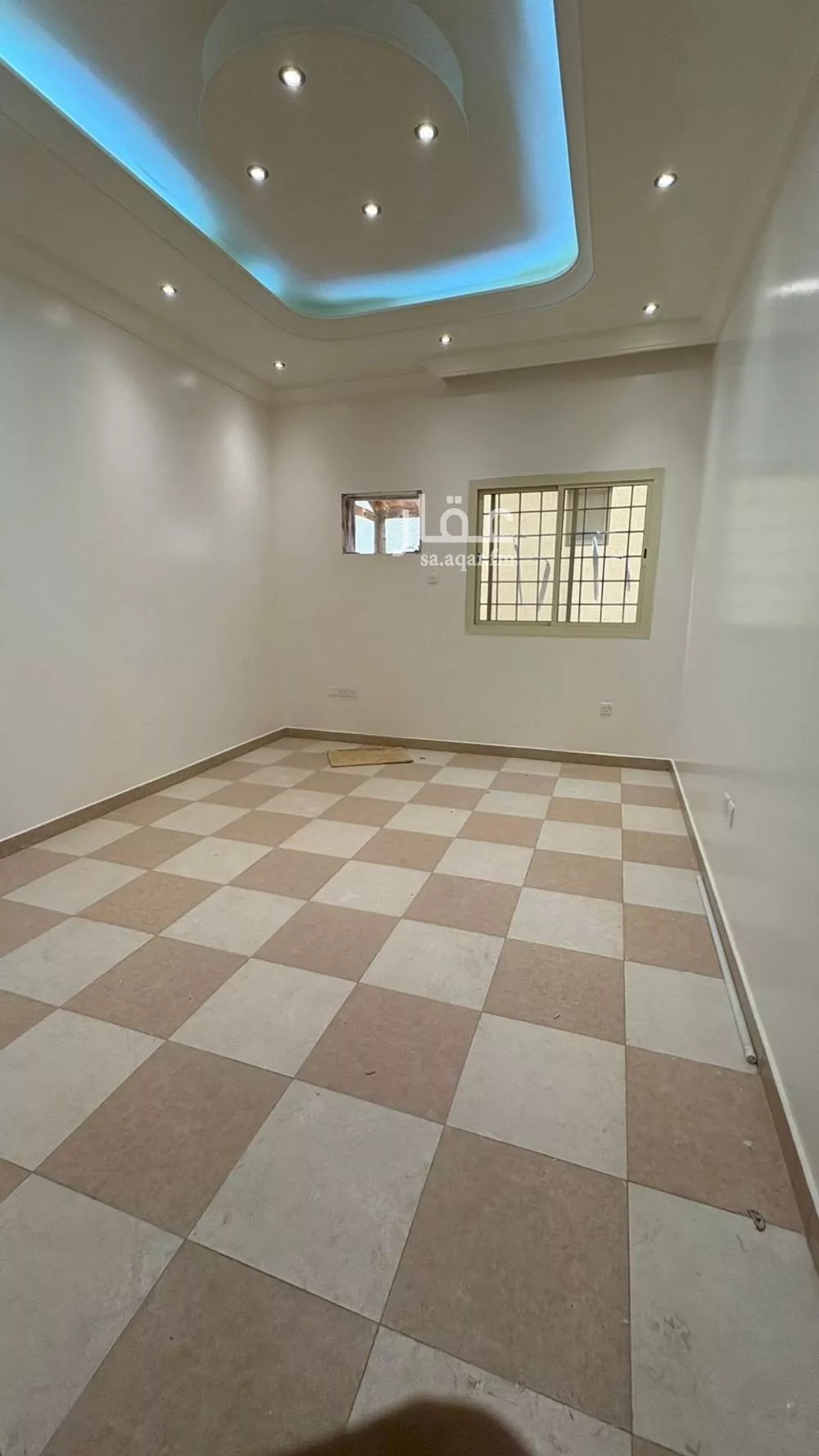 4 bedroom apartment in Al Basateen 8
