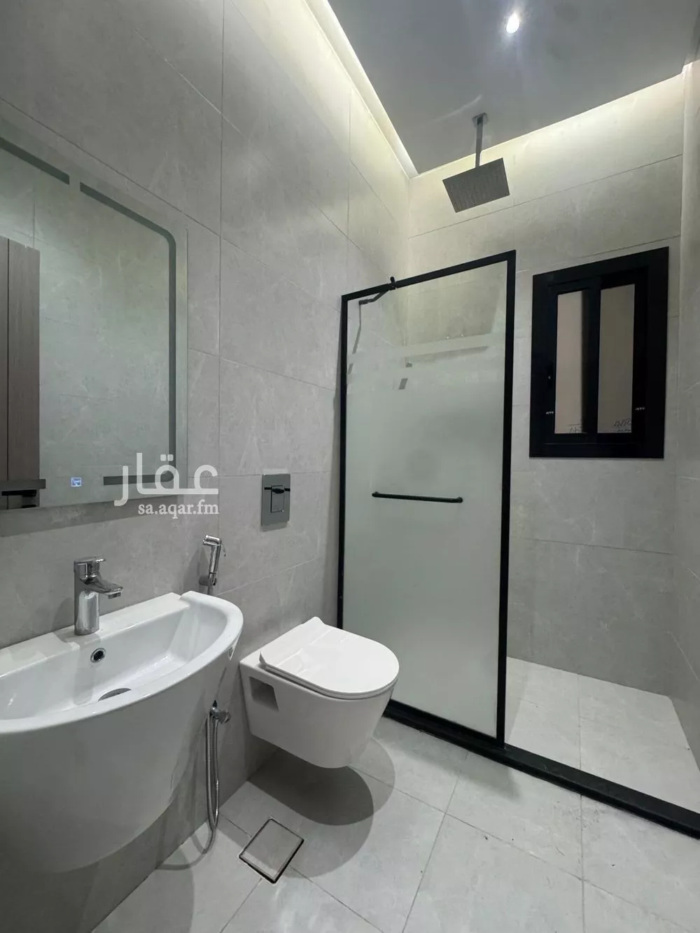 شقة 4 غرف في الصوارى 11