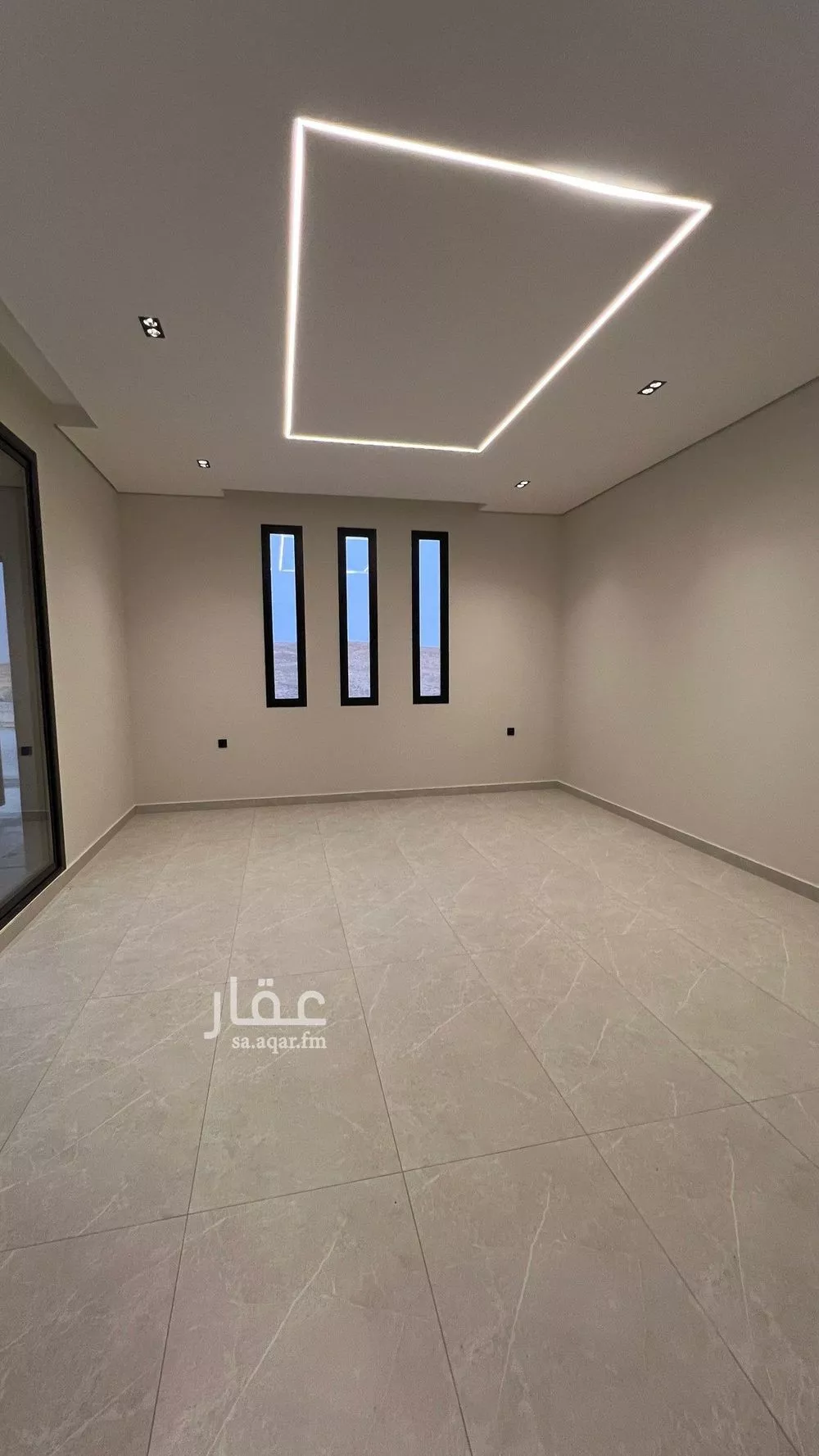 فيلا 6 غرف في المهدية 8