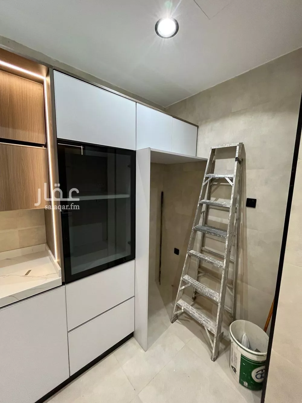 5 bedroom apartment in Al Yarmouk 10