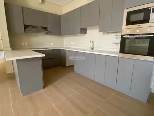 4 bedroom apartment in Al Hamra 3