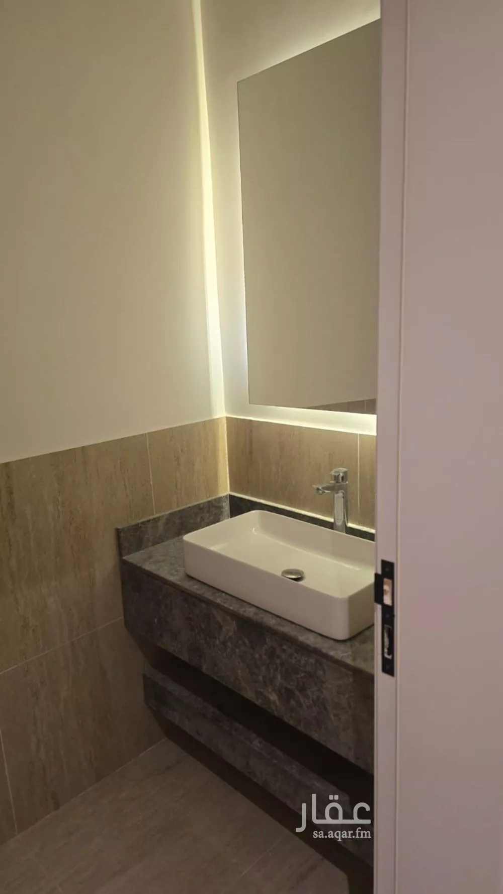 شقة 3 غرف في الغدير 10