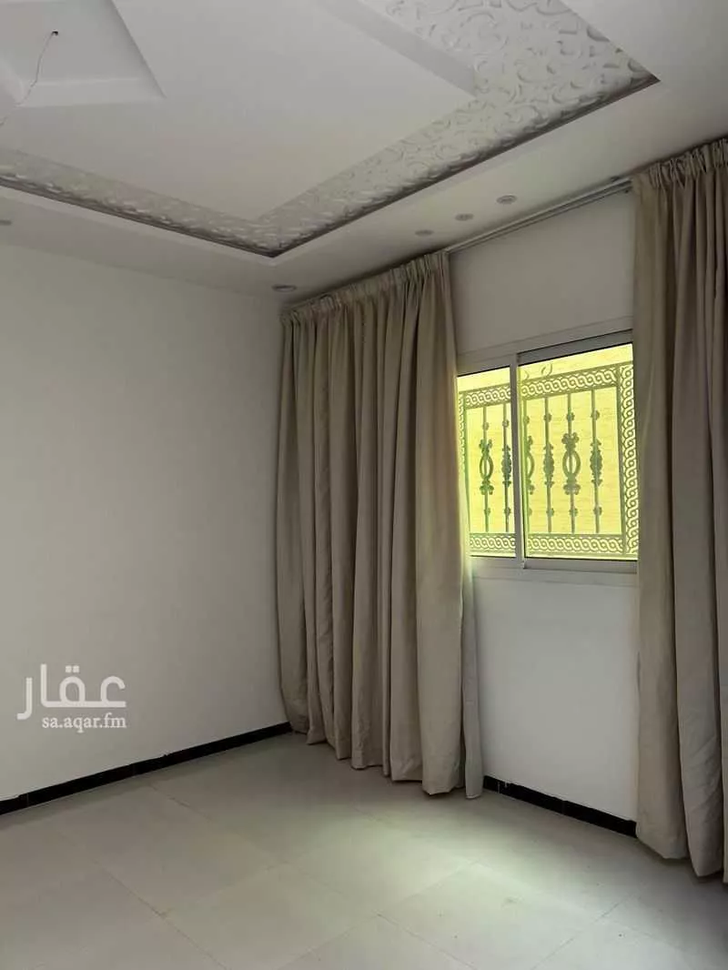 3 bedroom floor in Al Janadriyah 7