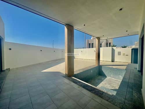 5 bedroom villa in Al Bahr 10