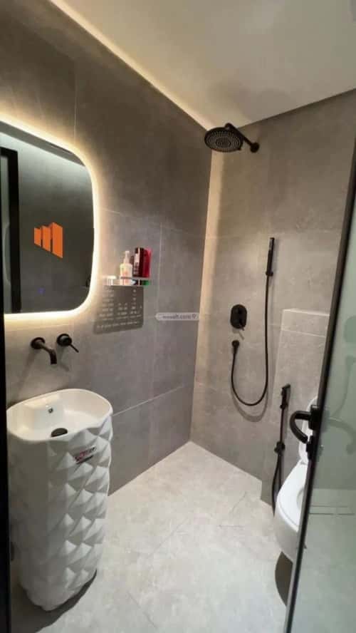 1 bedroom apartment in Al Hamra 6