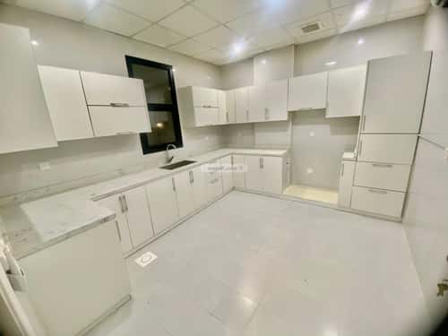 4 bedroom apartment in Al Hamra 5