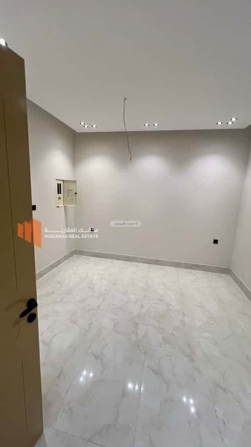 2 bedroom apartment in Al Hamra 4