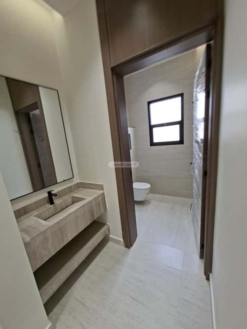 شقة 5 غرف في الجنادرية 11