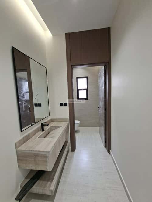 شقة 5 غرف في الجنادرية 7