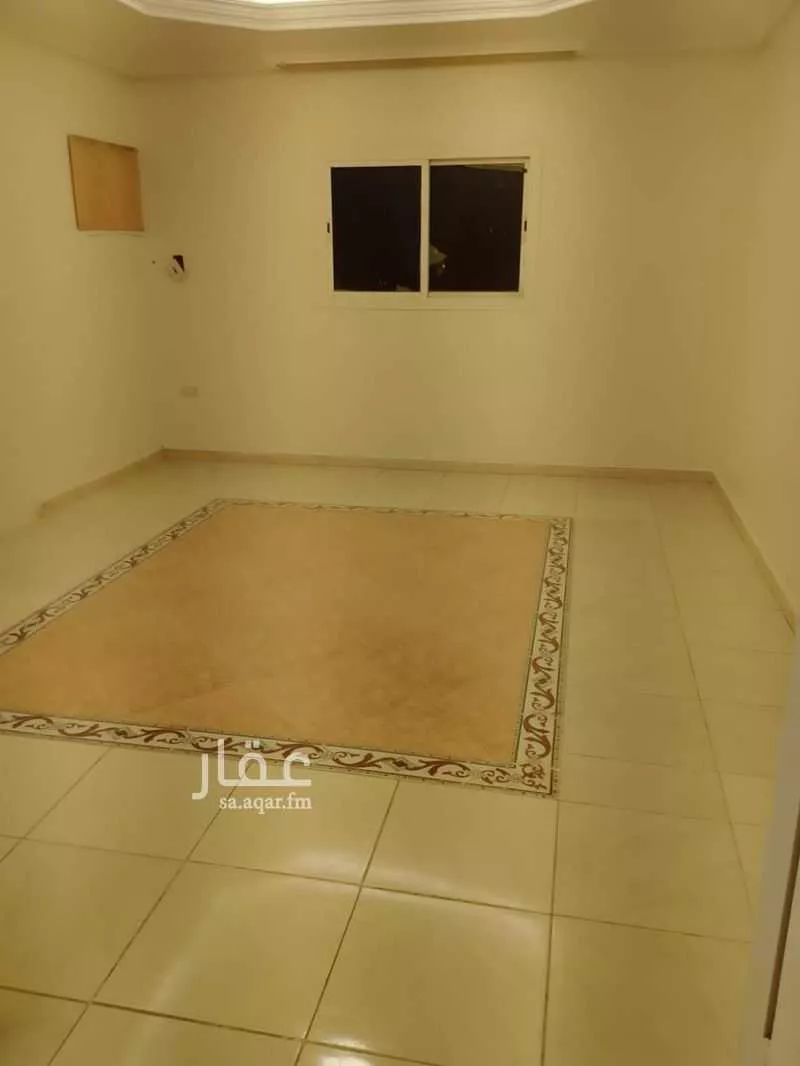 شقة 4 غرف في الصفا 6