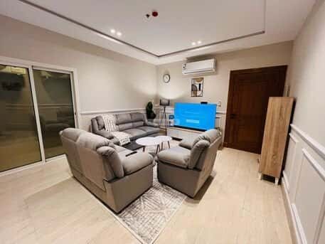 3 bedroom apartment in Al Hamra 5