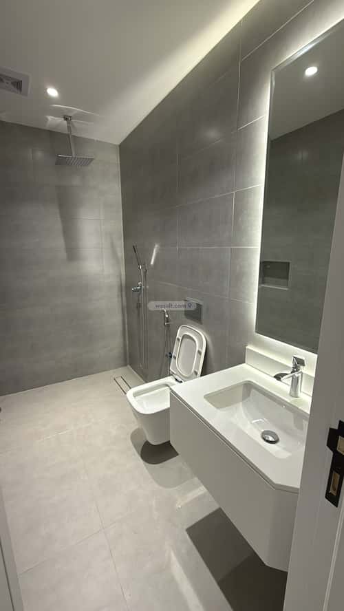 3 bedroom apartment in Al Bahr 7