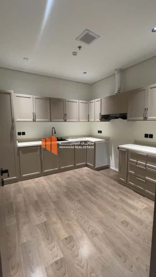 3 bedroom apartment in Al Hamra 6