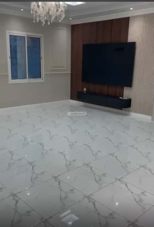 5 bedroom apartment in Al Hamra 3