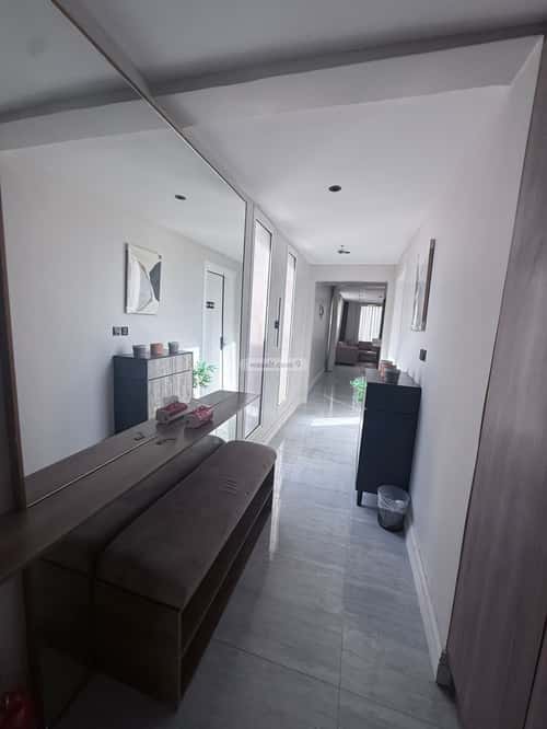 شقة 3 غرف في الحمرا 4