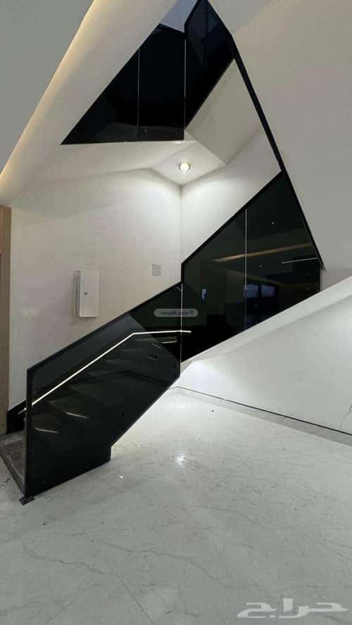 5 bedroom villa in As Sawari 1