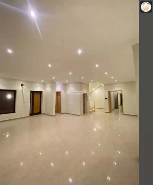 6 bedroom villa in At Tahliyah 3