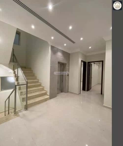 6 bedroom villa in At Tahliyah 1