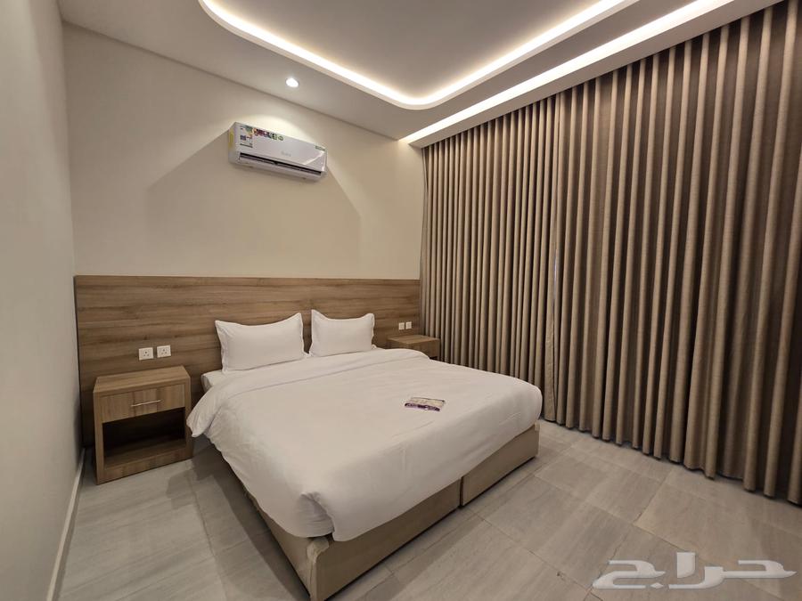 شقة 1 غرف في النزهة 20