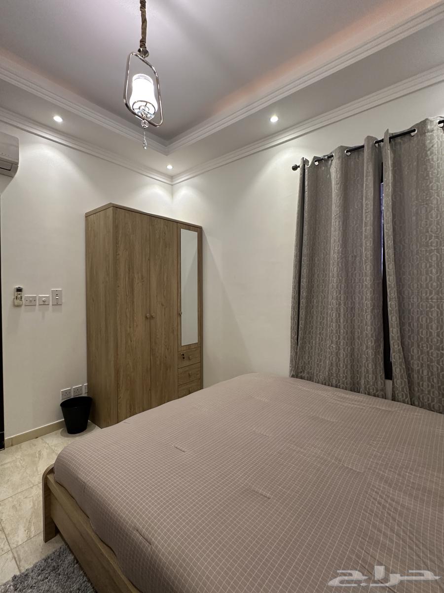 شقة 3 غرف في الروضة 12