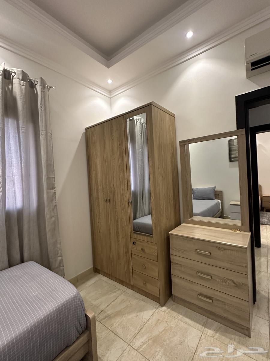 شقة 3 غرف في الروضة 15