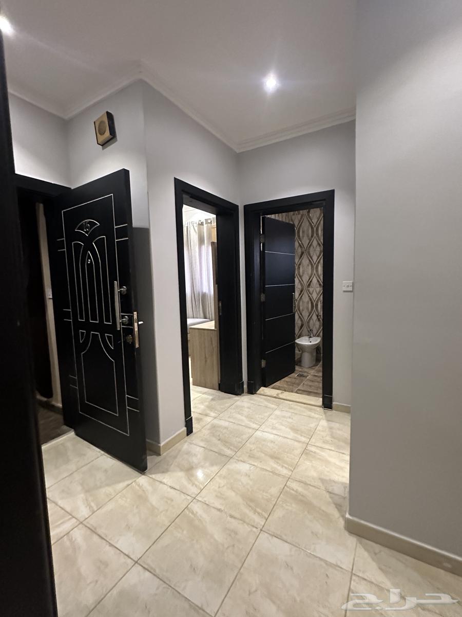 شقة 3 غرف في الروضة 17