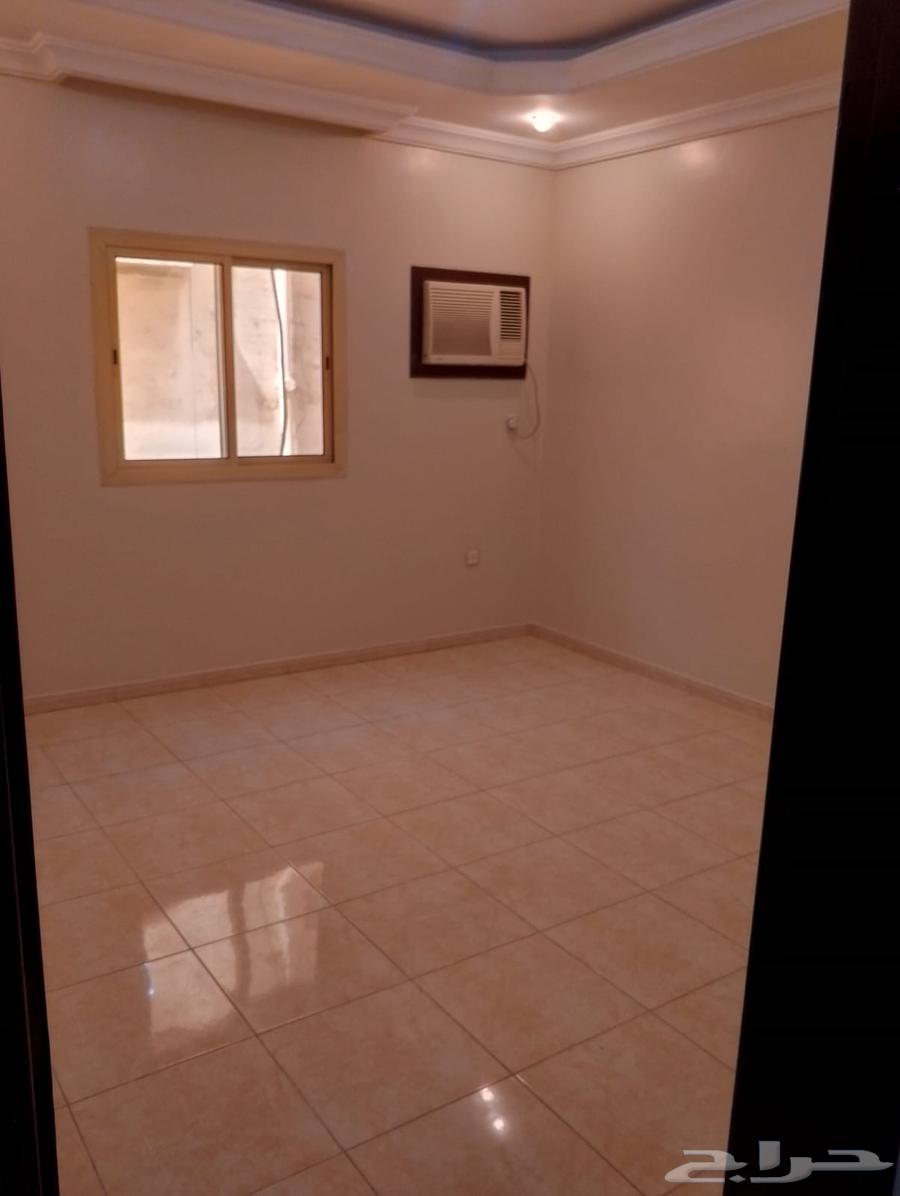 شقة 2 غرف في النسيم 3